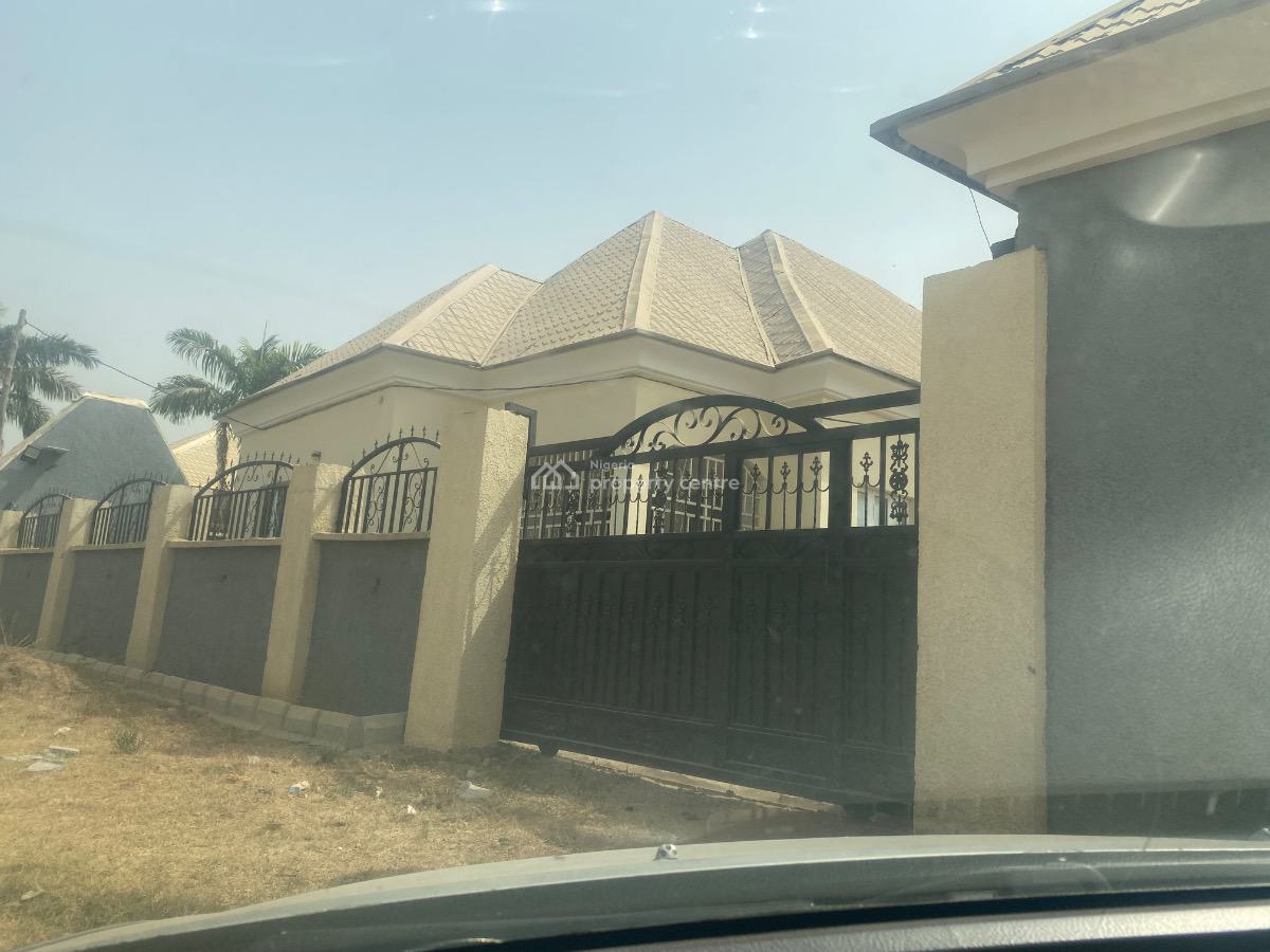 Luxury 3 Bedroom Bungalow Alone in a Fenced Compound, Behind Fha Sauka New Site Estate, Lugbe District, Abuja, Detached Bungalow for Rent