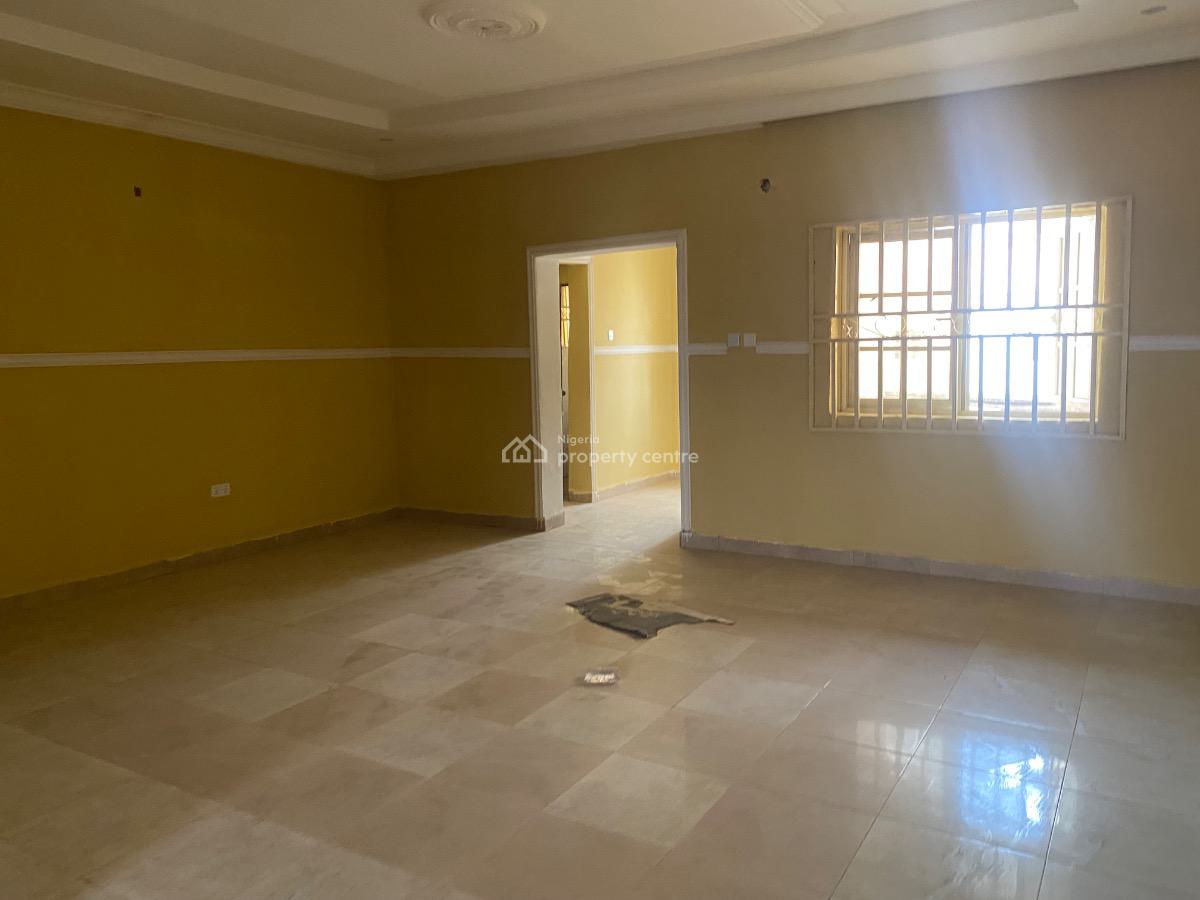 Luxury 3 Bedroom Bungalow Alone in a Fenced Compound, Behind Fha Sauka New Site Estate, Lugbe District, Abuja, Detached Bungalow for Rent