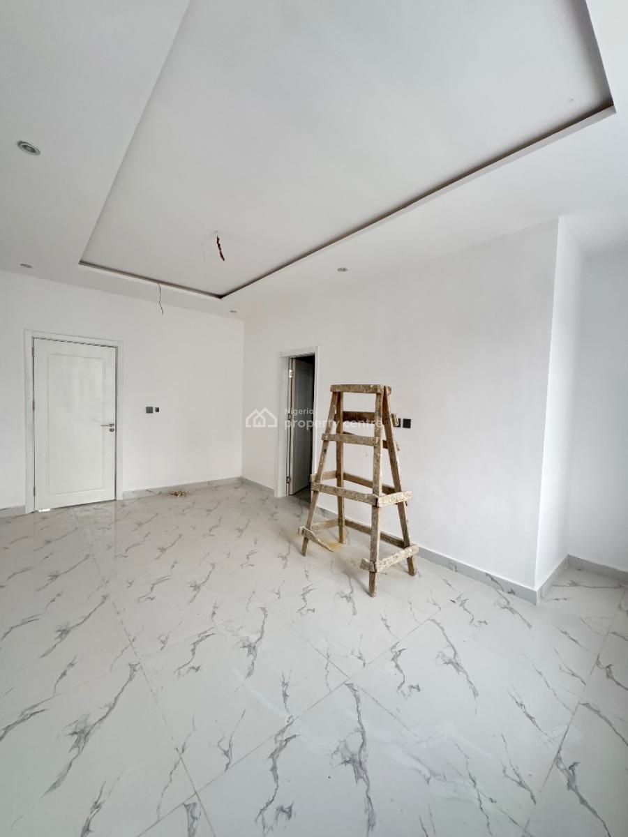 Brand New Three (3) Bedroom Penthouse with Bq, Lekki Phase 1, Lekki, Lagos, Flat / Apartment for Sale