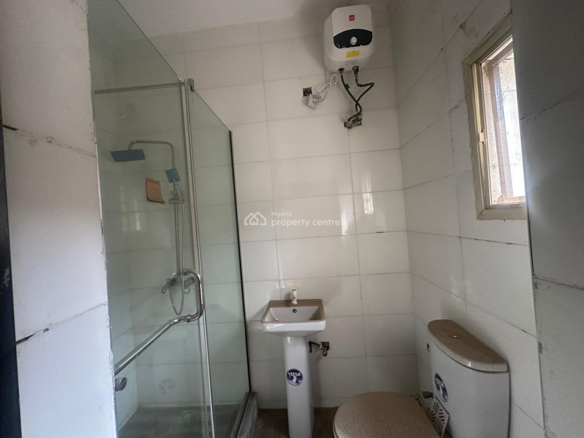 3 Bedroom Apartment, Off International Airport Road Ajao Estate, Isolo, Lagos, Flat / Apartment for Rent