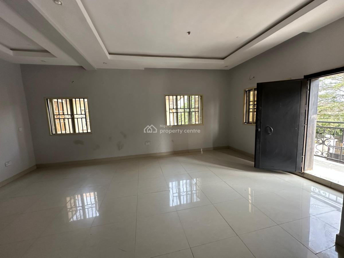 3 Bedrooms Apartment, Off International Airport Road, Ajao Estate, Isolo, Lagos, Flat / Apartment for Rent