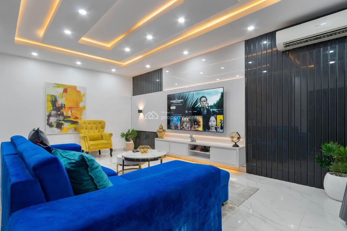 Distress 3 Bedroom Fully Furnished with Premium Finishing, Ajiwe, Ajah, Lagos, Terraced Duplex for Sale