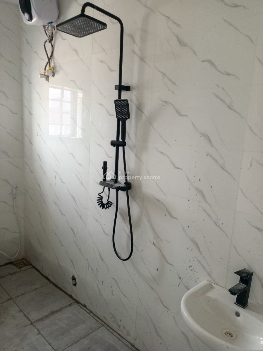 Newly Built 2 Bedrooms Apartment, Badore, Ajah, Lagos, Flat / Apartment for Rent