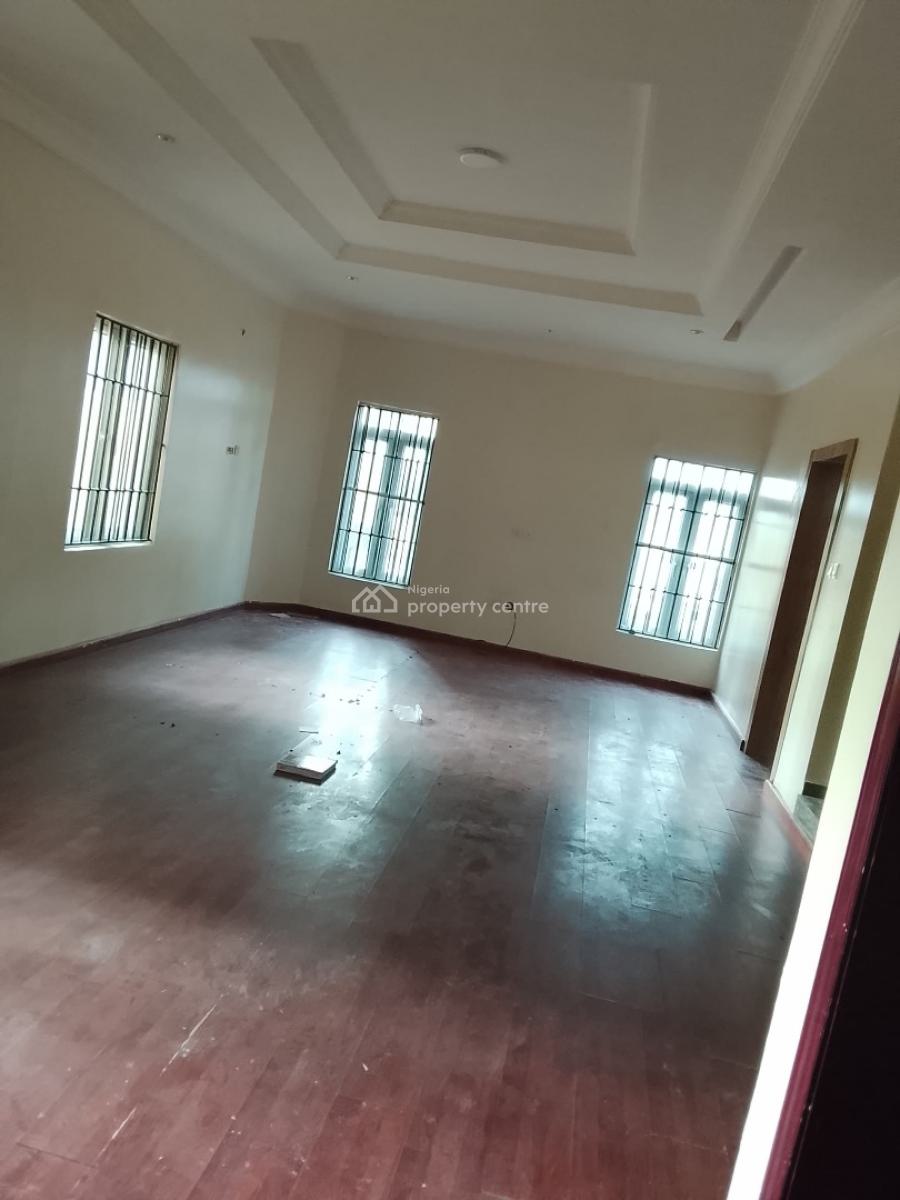 Strategic Location for Commercial Operations Plus a B Q, Lekki Phase 1, Lekki, Lagos, Semi-detached Duplex for Rent