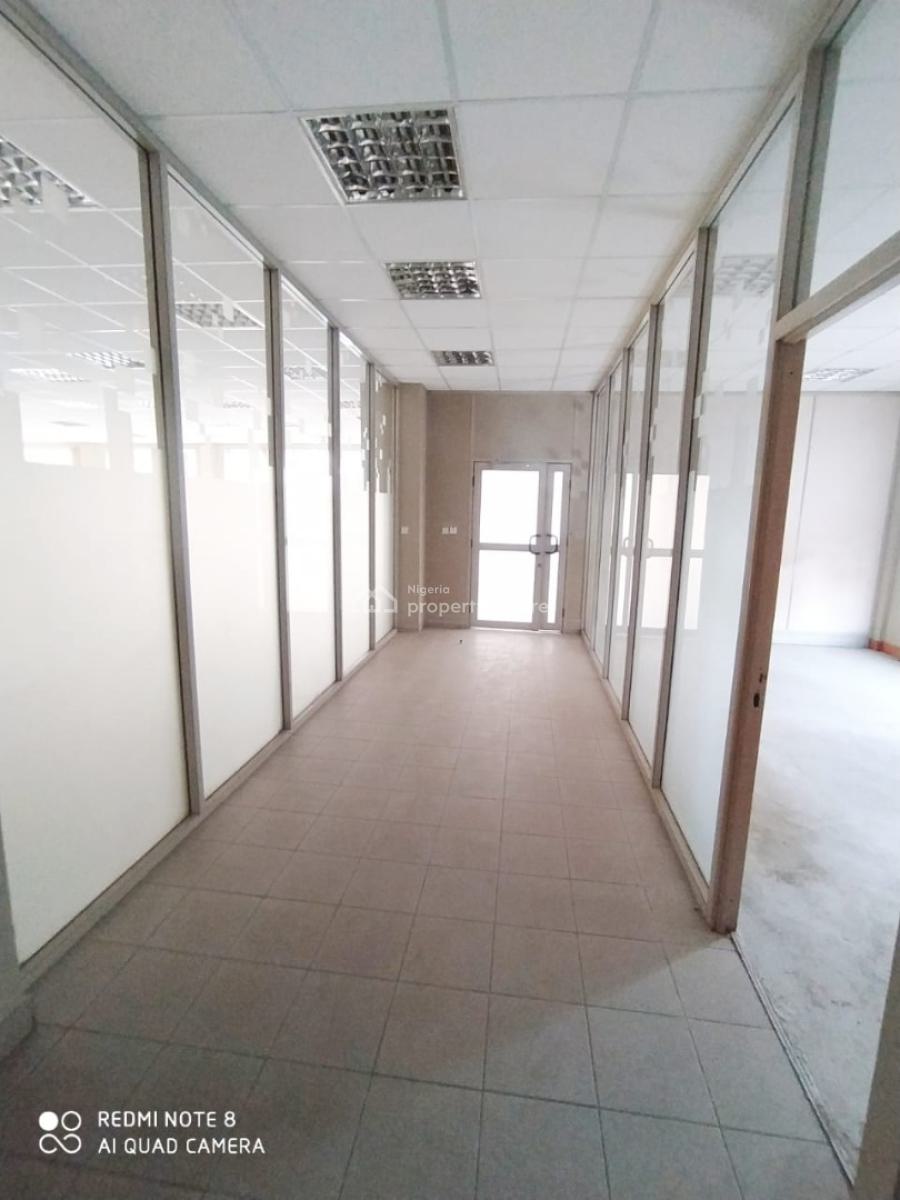 Office Building on About 1,500sqms, Victoria Island (vi), Lagos, Office Space for Sale