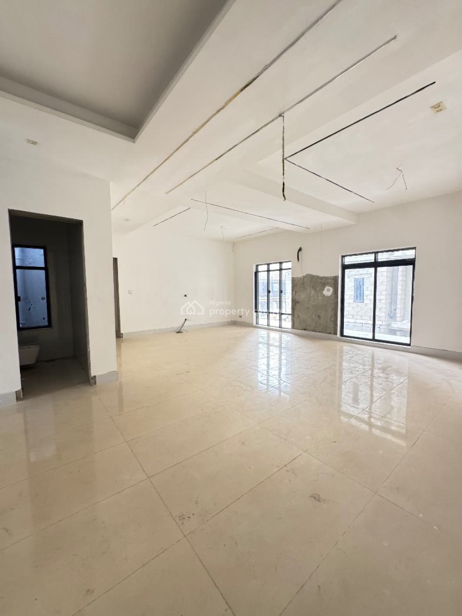 Newly Built Three (3) Bedroom Penthouse, Lekki Phase 1, Lekki, Lagos, Flat / Apartment for Sale
