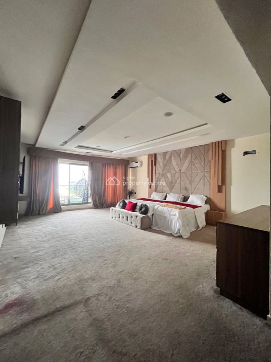 4 Bedroom Penthouse with Pool, Elevator and Gym, Lekki Phase 1, Lekki, Lagos, Flat / Apartment for Rent