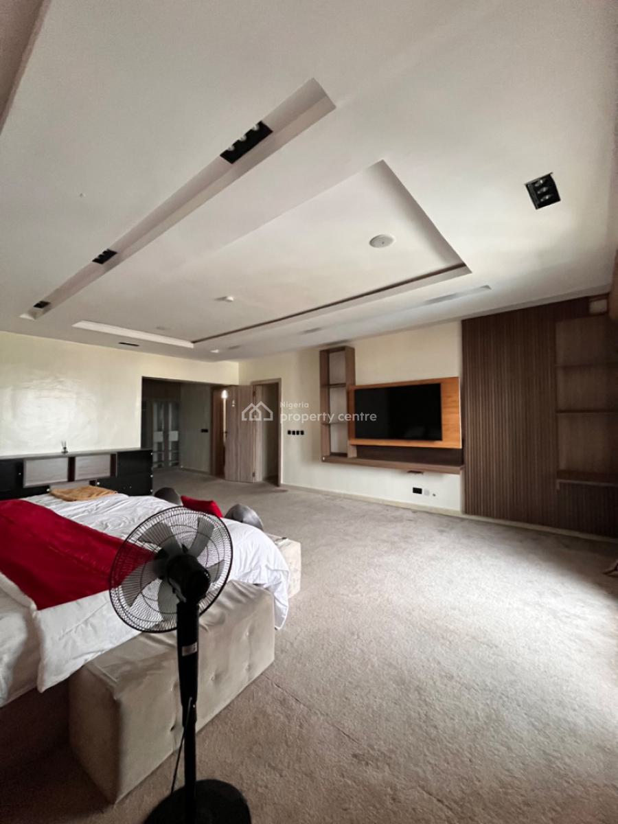 4 Bedroom Penthouse with Pool, Elevator and Gym, Lekki Phase 1, Lekki, Lagos, Flat / Apartment for Rent