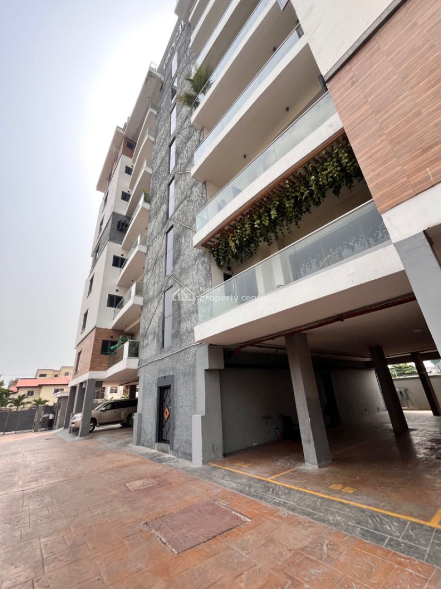4 Bedroom Penthouse with Pool, Elevator and Gym, Lekki Phase 1, Lekki, Lagos, Flat / Apartment for Rent
