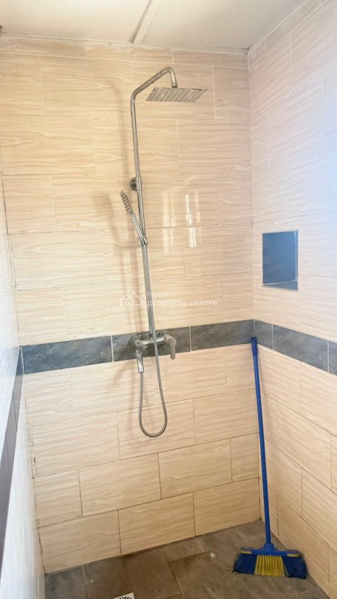 Neat Miniflat in a Serene Location, Harmony Cresent, Agungi, Lekki, Lagos, Mini Flat (room and Parlour) for Rent