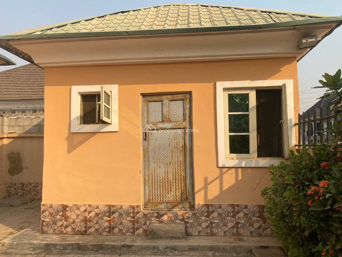 Luxury 3 Bedroom Bungalow with 1 Room Bq, Fha (f.h.a), Lugbe District, Abuja, Detached Bungalow for Sale