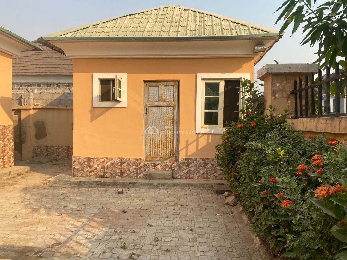 Luxury 3 Bedroom Bungalow with 1 Room Bq, Fha (f.h.a), Lugbe District, Abuja, Detached Bungalow for Sale