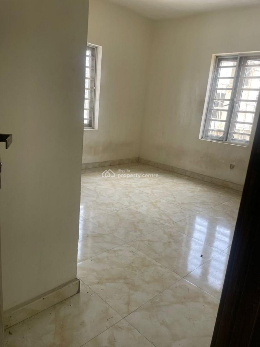 Clean and Spacious 4 Bedroom Semi Detached Duplex with Bq, Off Freedom Way, Lekki Phase 1, Lekki, Lagos, Semi-detached Duplex for Rent