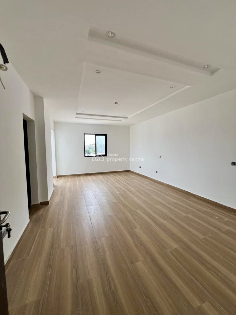 Well-finished 4-bedroom Apartment with Pool, Gym & Rooftop Access, Banana Island, Ikoyi, Lagos, Flat / Apartment for Rent