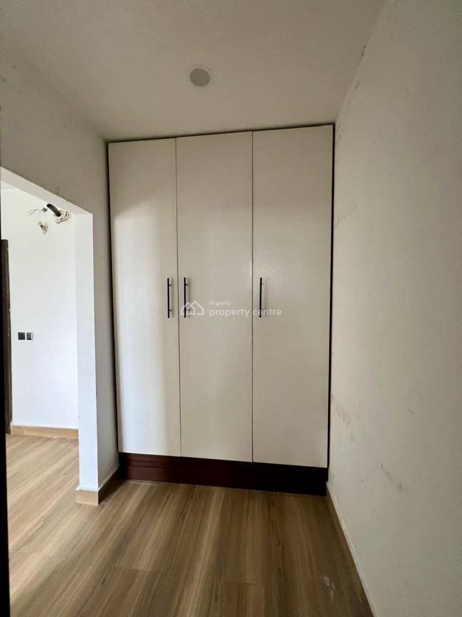 Well-finished 4-bedroom Apartment with Pool, Gym & Rooftop Access, Banana Island, Ikoyi, Lagos, Flat / Apartment for Rent