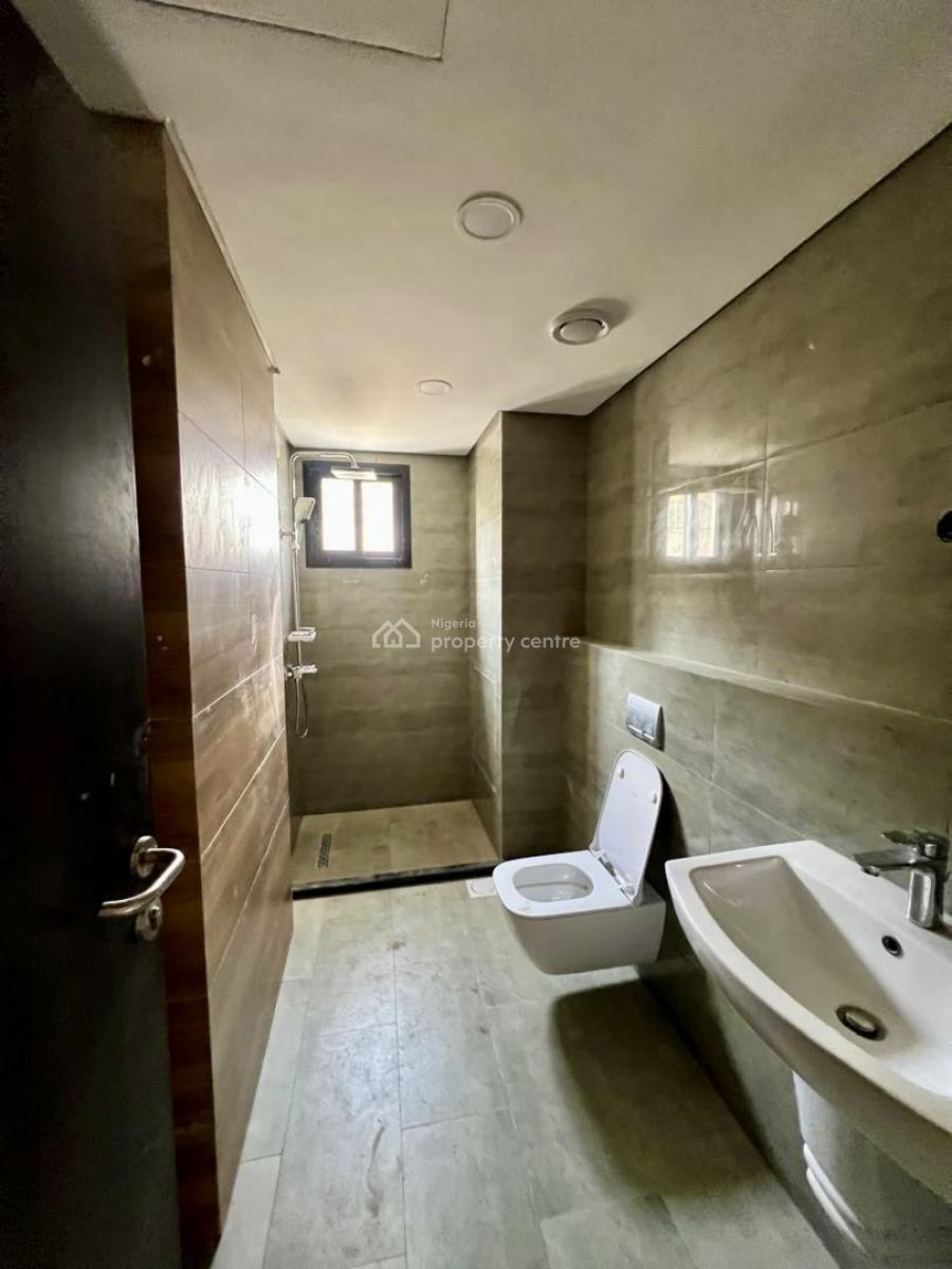 Well-finished 4-bedroom Apartment with Pool, Gym & Rooftop Access, Banana Island, Ikoyi, Lagos, Flat / Apartment for Rent