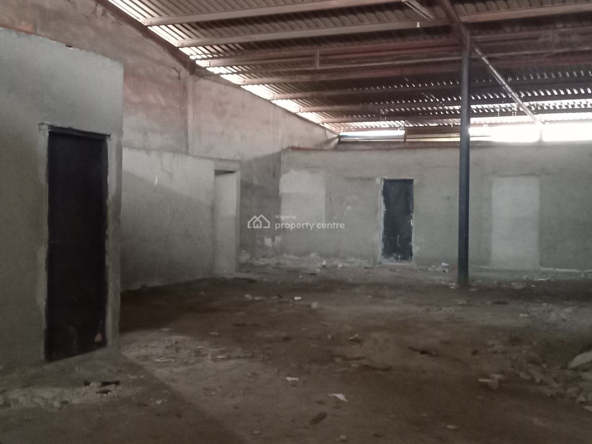 Welll Located 1200sqm Warehouse, Aba Road, Port Harcourt, Rivers, Warehouse for Rent