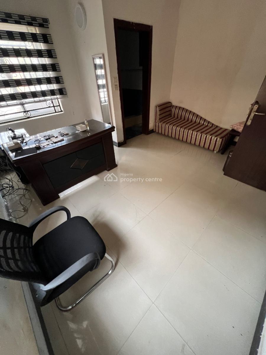 2-bedroom Apartment, Lekki Phase 1, Lekki, Lagos, Commercial Property for Rent