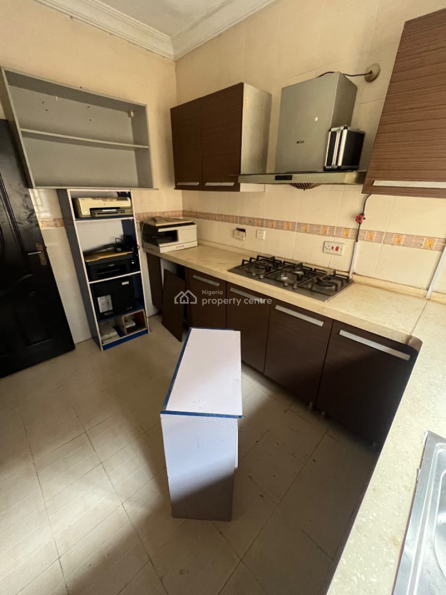 2-bedroom Apartment, Lekki Phase 1, Lekki, Lagos, Commercial Property for Rent