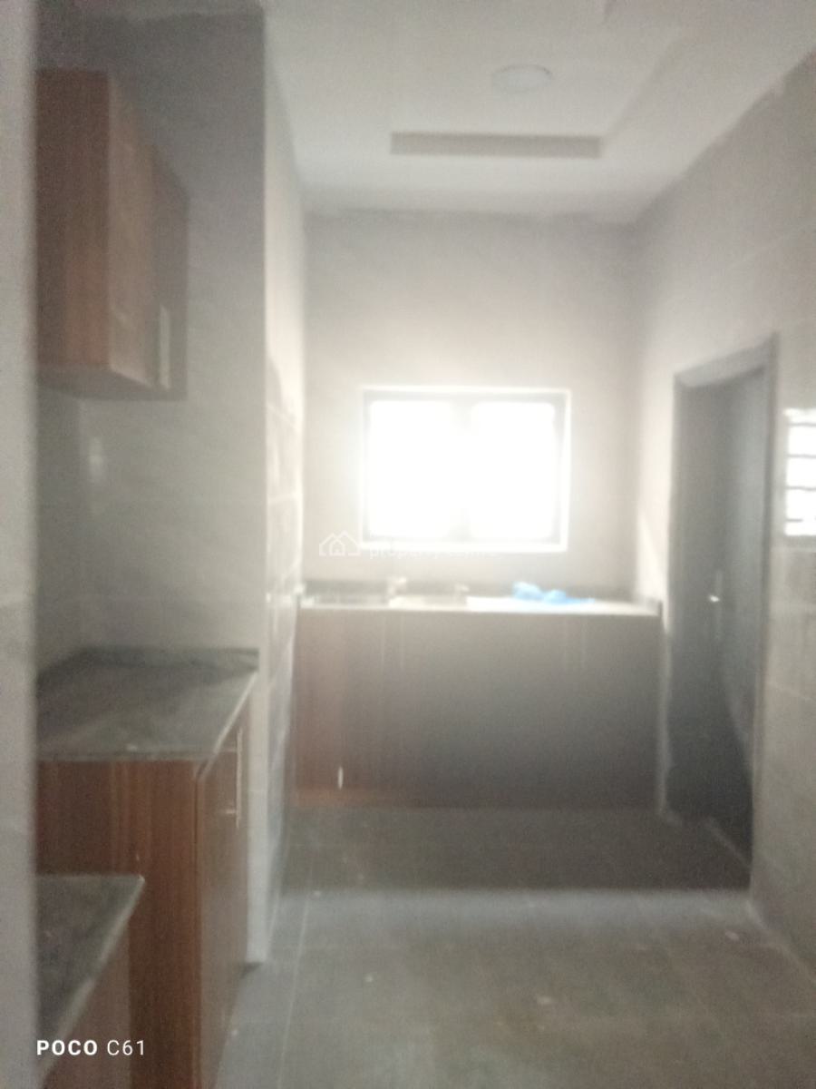 Luxury Exquisite 2 Bedroom Flat, Thomas, Ajiwe, Ajah, Lagos, Flat / Apartment for Rent