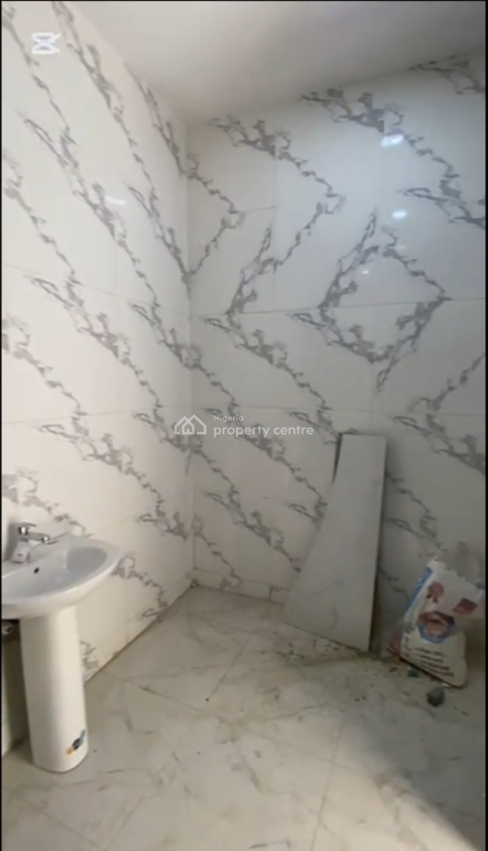 Exquisite 4-bedroom Terrace with Bq, By Gilmore, Jahi, Abuja, Terraced Duplex for Sale