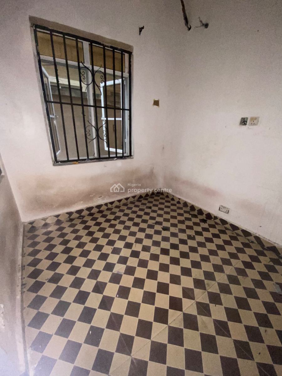 Spacious Bq Available, Chevron Drive, Bera Estate, Lekki Expressway, Lekki, Lagos, Flat / Apartment for Rent