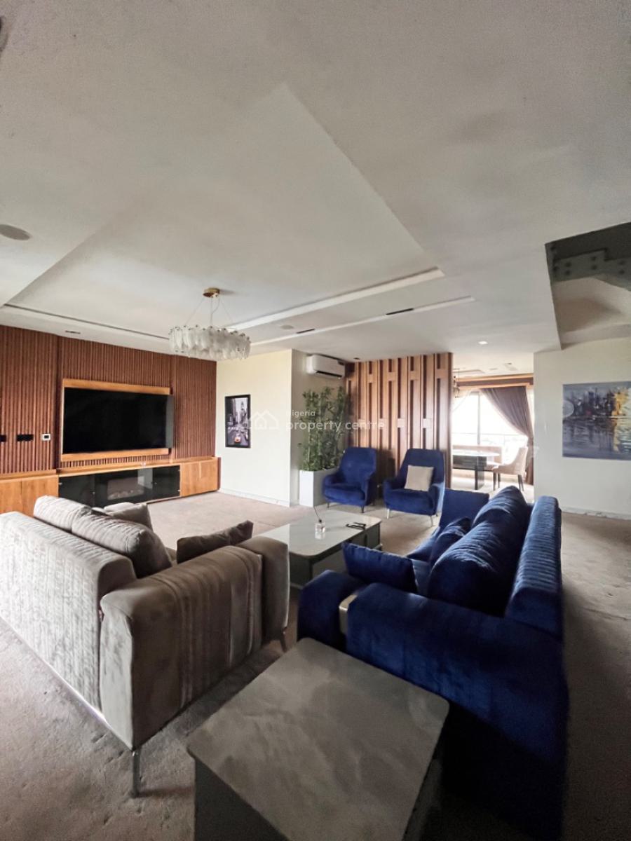 Luxury 4 Bedrooms Penthouse with Pool, Gym and Elevator, Lekki Phase 1, Lekki, Lagos, Flat / Apartment for Rent
