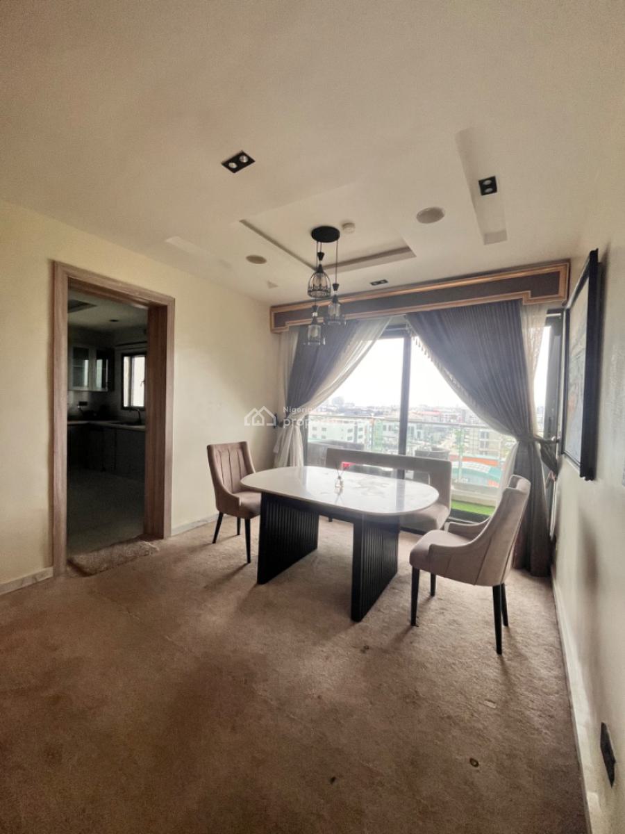 Luxury 4 Bedrooms Penthouse with Pool, Gym and Elevator, Lekki Phase 1, Lekki, Lagos, Flat / Apartment for Rent