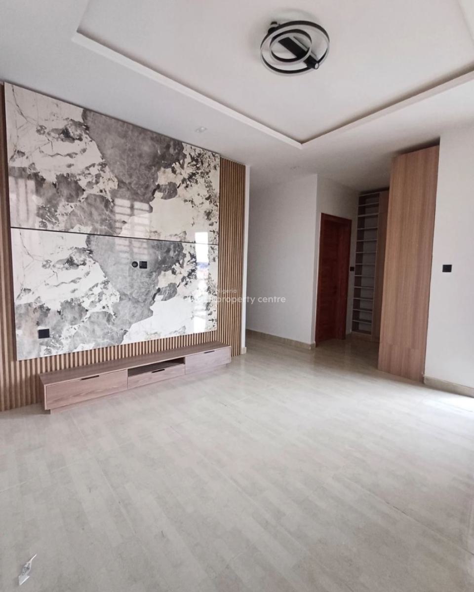 5 Bedroom, Off Admiralty, Lekki Phase 1, Lekki, Lagos, Detached Duplex for Rent
