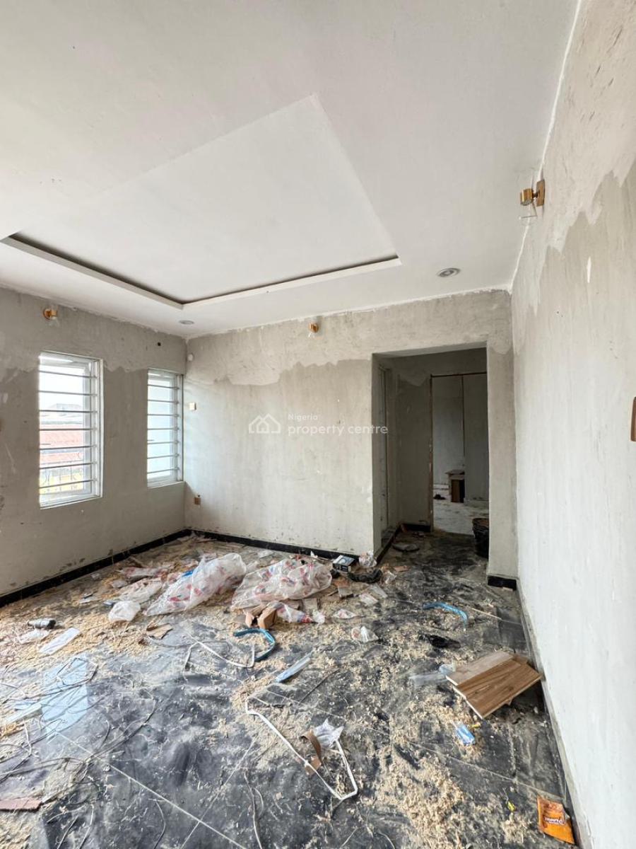Newly Built 2 Bedroom Apartment, Surulere, Surulere, Lagos, Block of Flats for Sale
