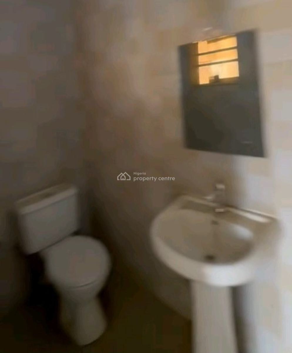 Luxurious 2-bedroom Flat Available in Gaduwa District, Gaduwa, Abuja, Flat / Apartment for Rent