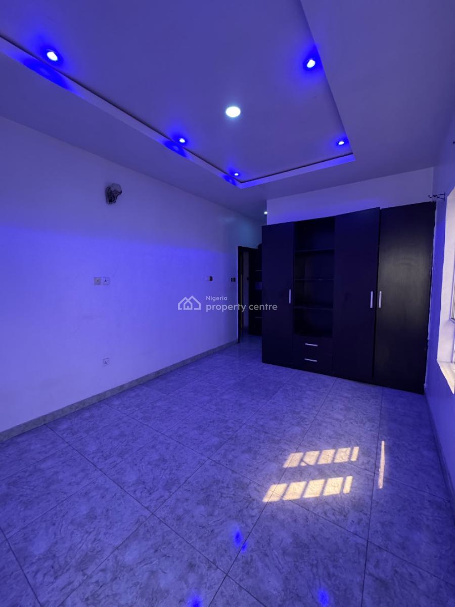 Self Contain, Chevy View Estate, Lekki Expressway, Lekki, Lagos, Self Contain (single Rooms) for Rent