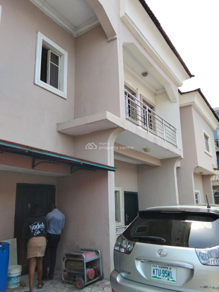 3 Bedrooms Apartment with Separate Staircase, Chevy View Estate, Chevron, Lekki Phase 2, Lekki, Lagos, Flat / Apartment for Sale