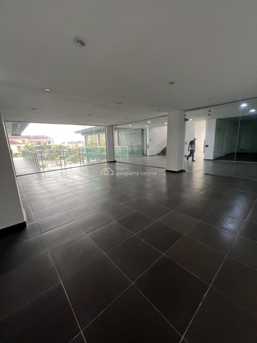 Exclusive Shops and Commercial Spaces in a Five-star Mall, Lekki Phase 1, Lekki, Lagos, Commercial Property for Rent