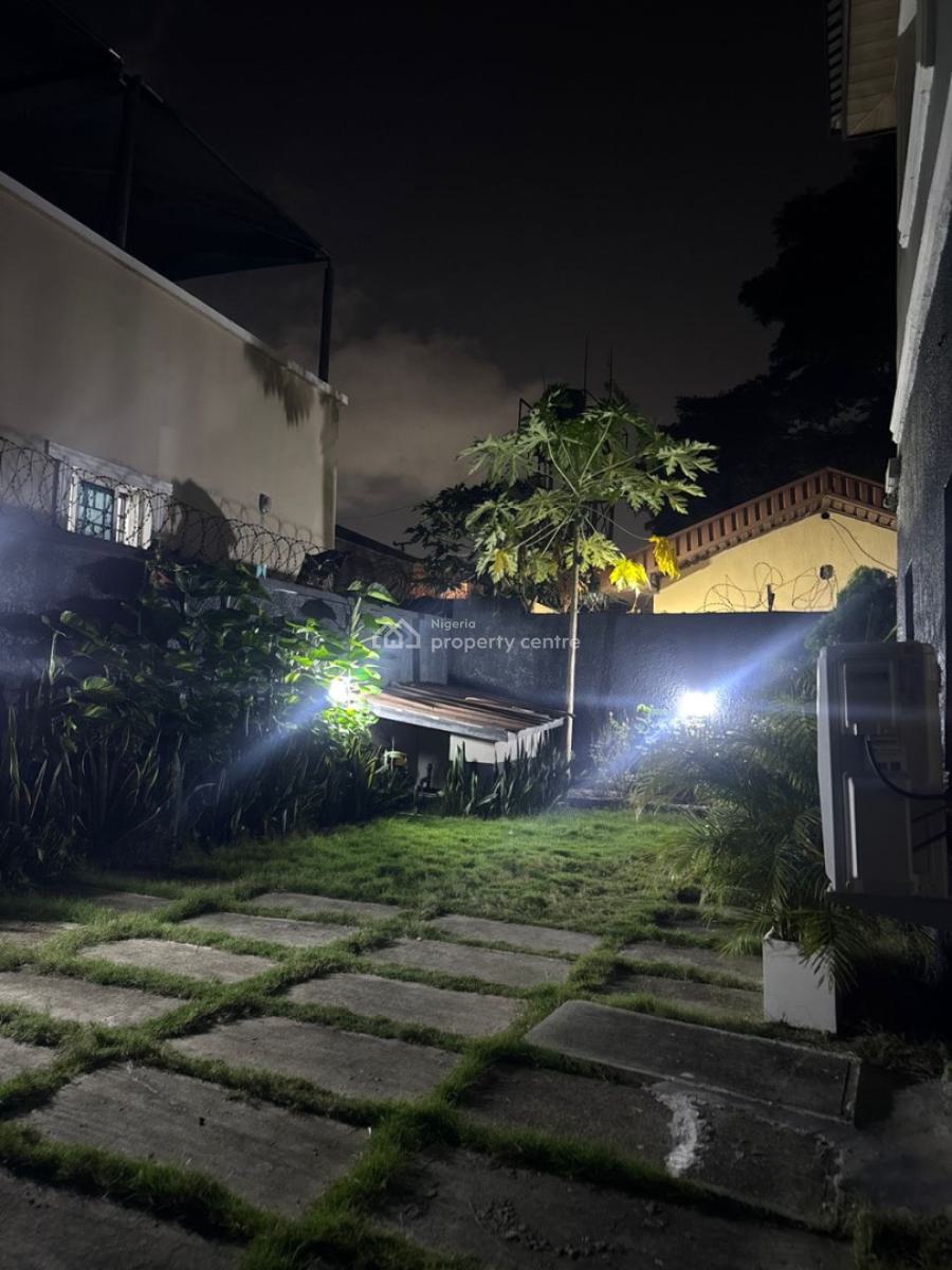 1 Bedroom Maisonette, Lekki Phase 1, Lekki, Lagos, Flat / Apartment for Rent