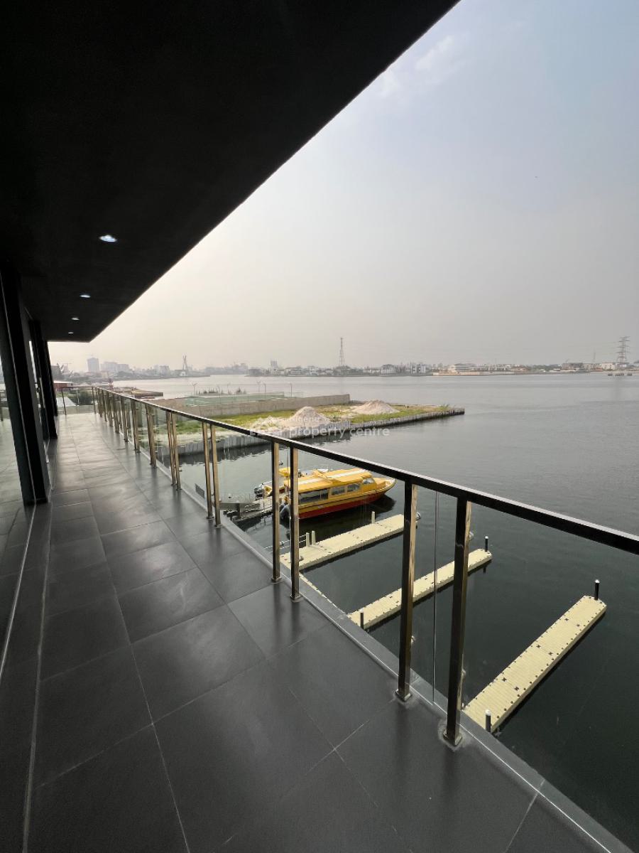 Waterfront Shop/commercial Space in a 5-star Mall on The Busiest Road, Lekki Phase 1, Lekki, Lagos, Commercial Property for Rent