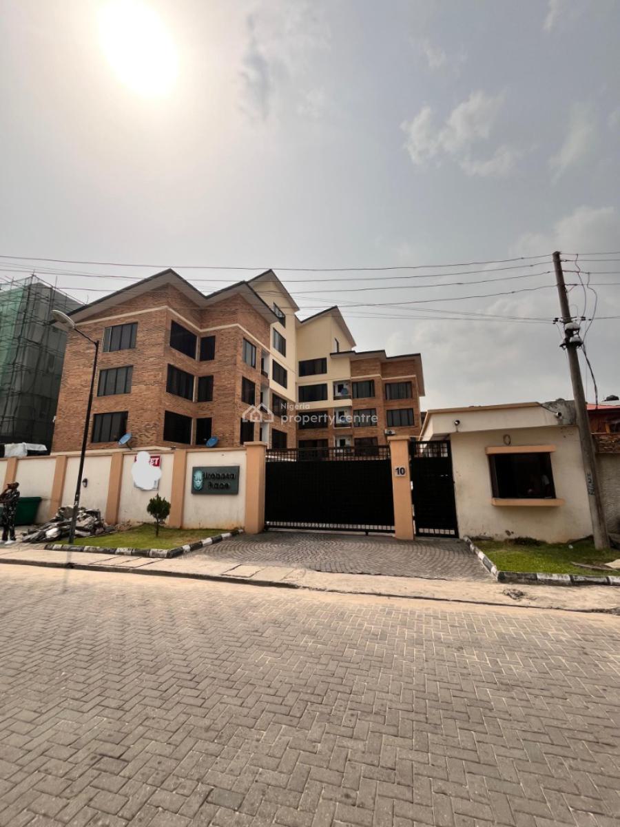 3 Bedroom Apartment with Bq Available at Lekki Phase 1, Lekki Phase 1, Lekki, Lagos, Flat / Apartment for Rent