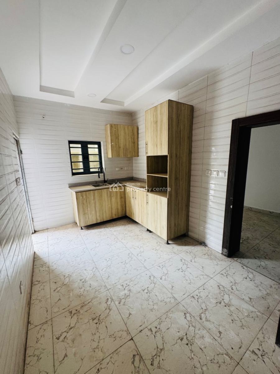 Magnificently Built 3 Bedroom Apartments with Bq, Ikeja Gra, Ikeja, Lagos, Block of Flats for Sale