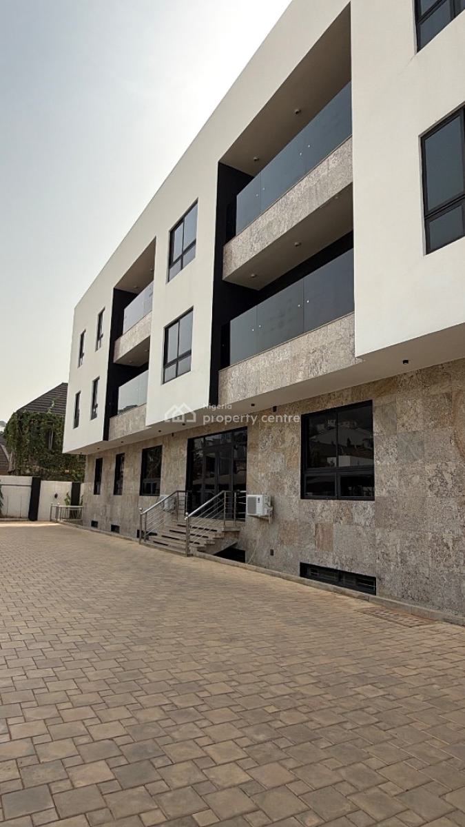 Luxury Serviced 3-bedroom Flat with Bq & Very Private Place, Asokoro Main, Asokoro District, Abuja, Flat / Apartment for Rent