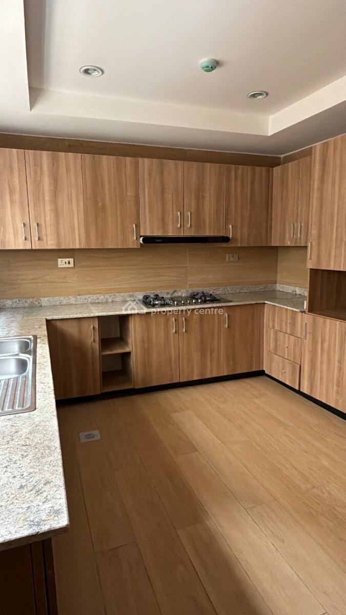 Luxury Serviced 3-bedroom Flat with Bq & Very Private Place, Asokoro Main, Asokoro District, Abuja, Flat / Apartment for Rent