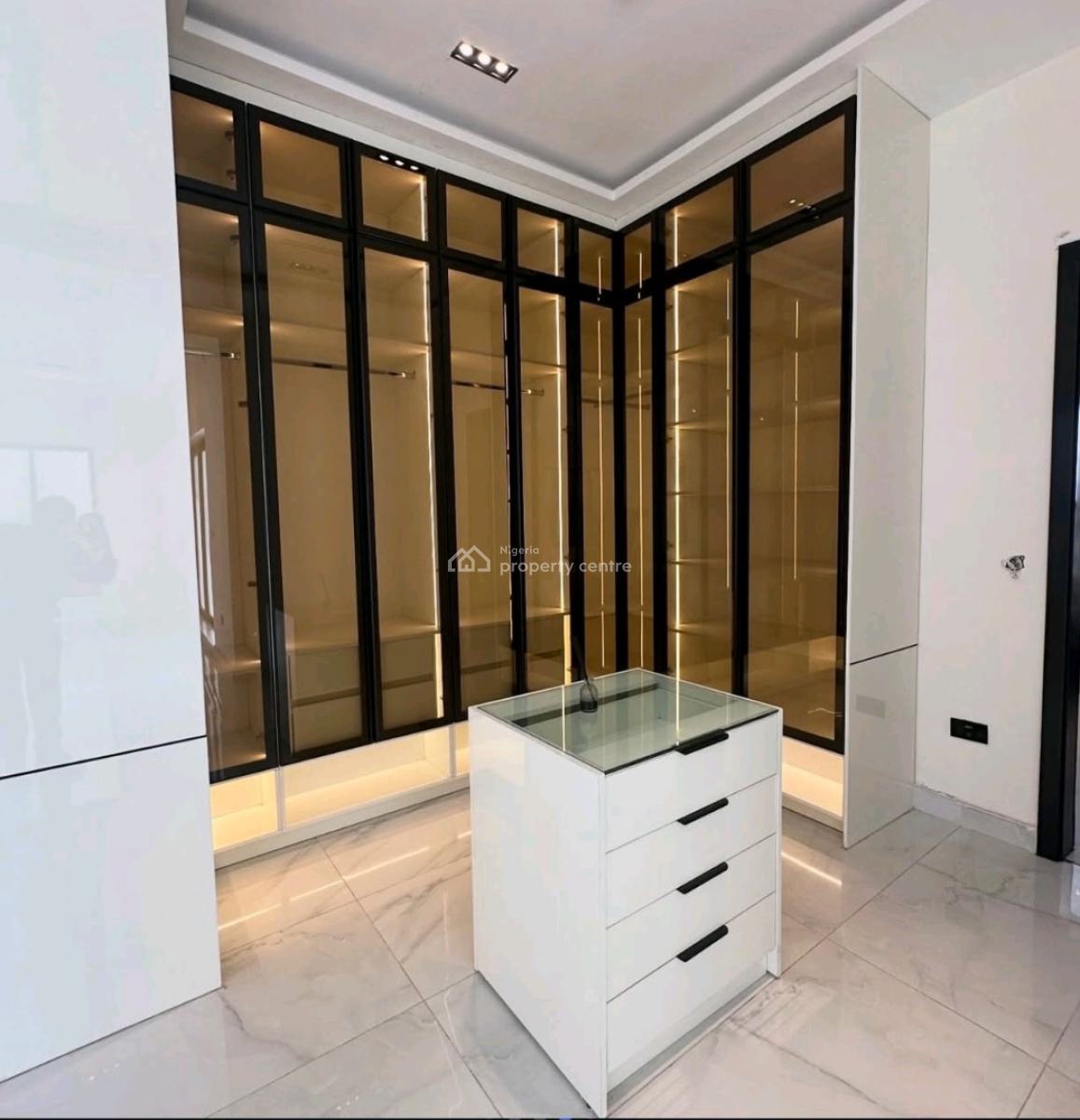 Thoughtfully Designed and Built 3bedroom Penthouse with a Maids Roo, Wuye, Abuja, House for Sale