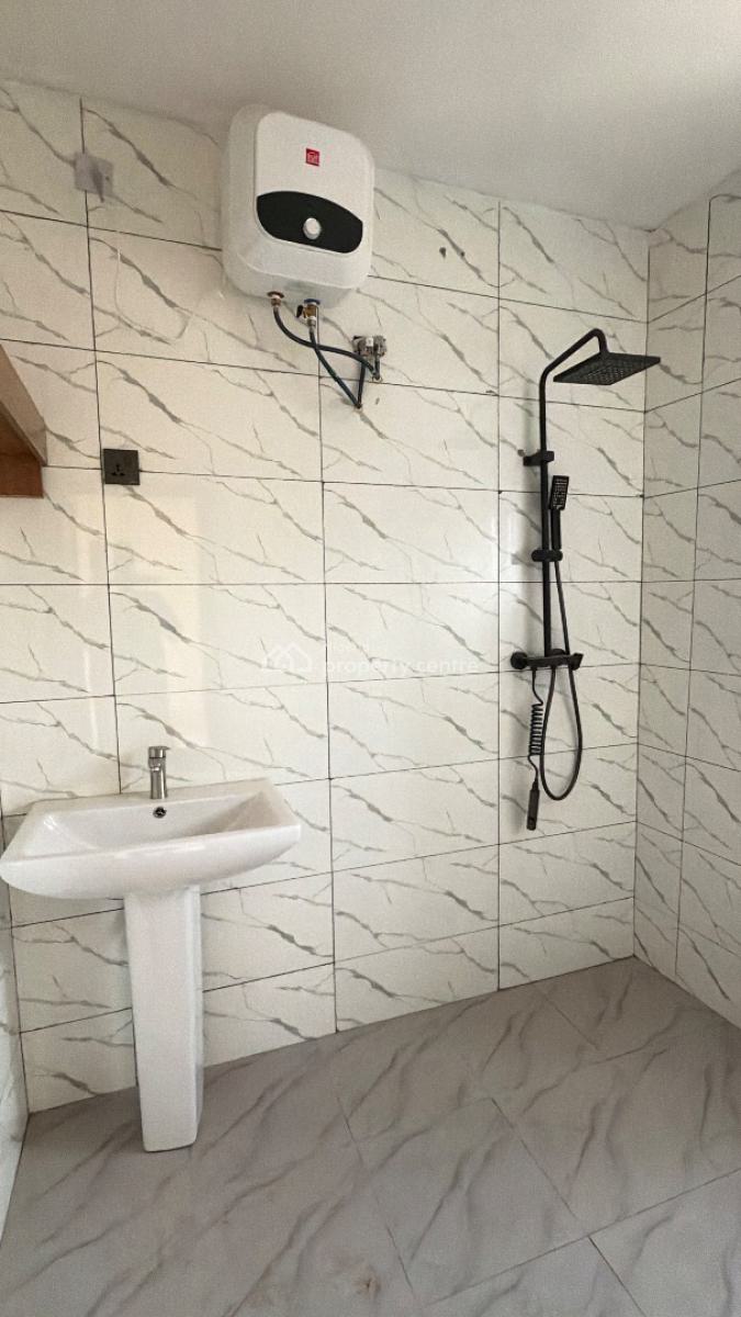 Super Luxury Serviced 3-bedroom Flat with a Privates Staircase, Guzape Main, Guzape District, Abuja, Flat / Apartment for Rent