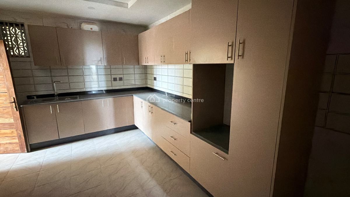 Super Luxury Serviced 3-bedroom Flat with a Privates Staircase, Guzape Main, Guzape District, Abuja, Flat / Apartment for Rent