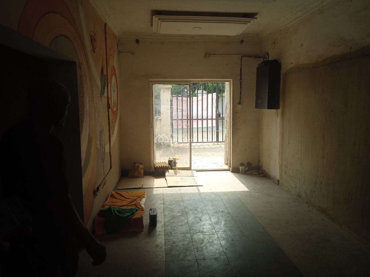 Duplex Strategic for Banking, Wuse 2, Abuja, Office Space for Rent