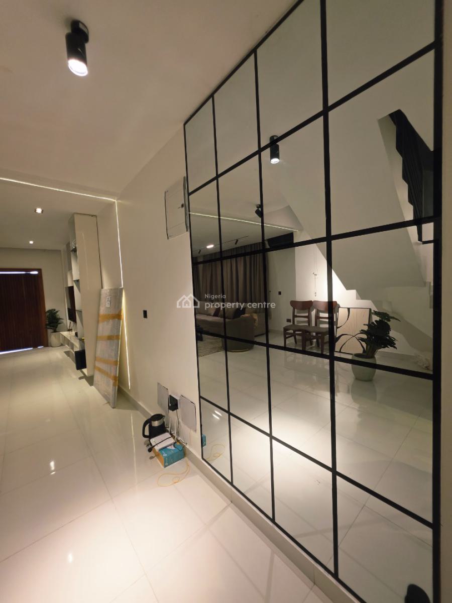 2bedrooms Mainsonatte, Richmond Pearl Estate, Lekki Phase1, Lekki Phase 1, Lekki, Lagos, Flat / Apartment Short Let