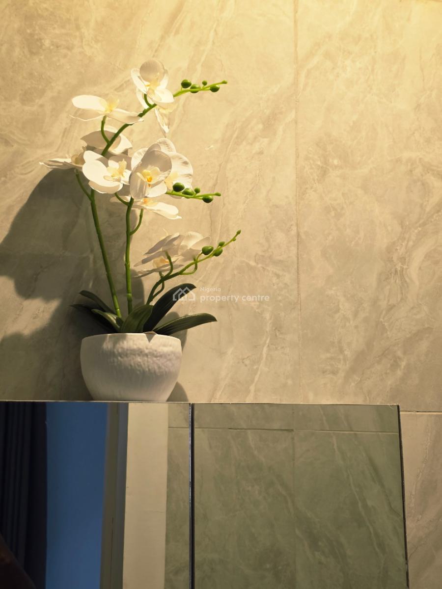 2bedrooms Mainsonatte, Richmond Pearl Estate, Lekki Phase1, Lekki Phase 1, Lekki, Lagos, Flat / Apartment Short Let