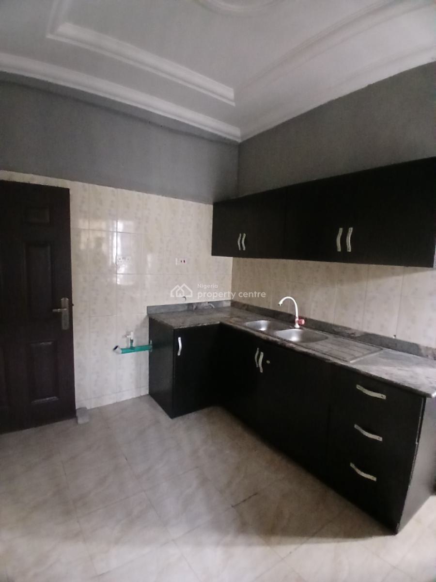 a Fantastic 2 Bedroom Flat, Mobile Road, Ajah, Lagos, Lekki Phase 2, Lekki, Lagos, Flat / Apartment for Rent