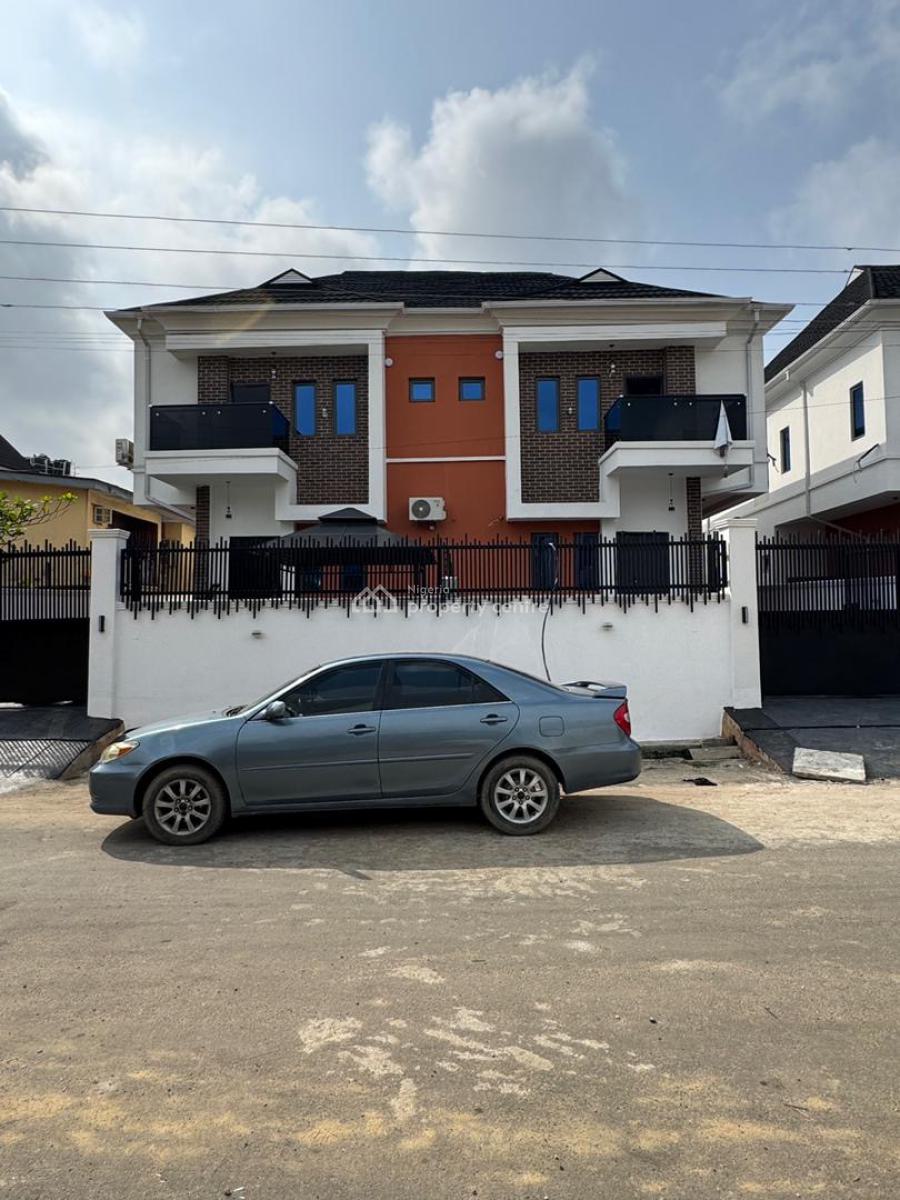 Lovely 4 Bedroom Semi Detached Duplex with Bq, Surulere, Surulere, Lagos, Semi-detached Duplex for Sale