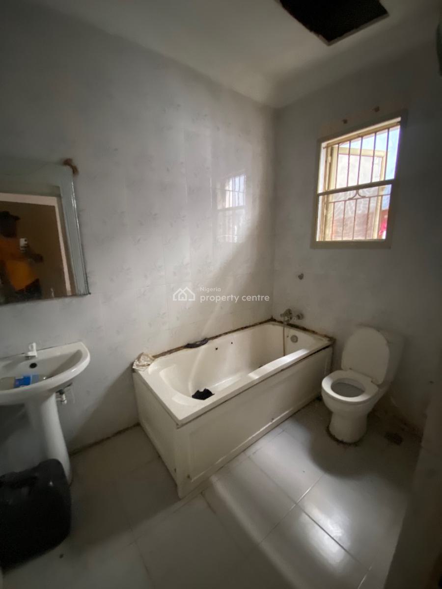 Clean 3bedroom Terrace Duplex, Gated Estate By Blenco Supermarket, Sangotedo, Ajah, Lagos, Terraced Duplex for Rent