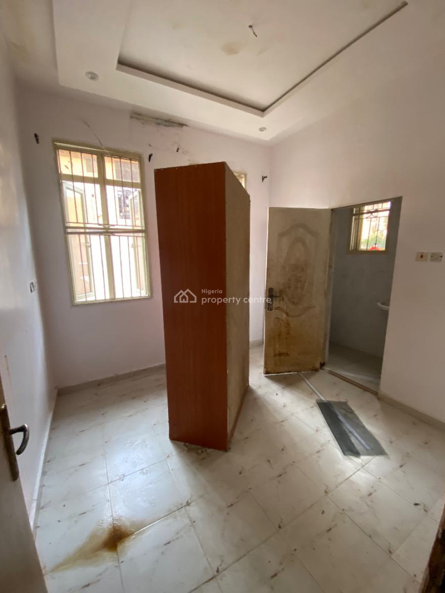 Clean 3bedroom Terrace Duplex, Gated Estate By Blenco Supermarket, Sangotedo, Ajah, Lagos, Terraced Duplex for Rent